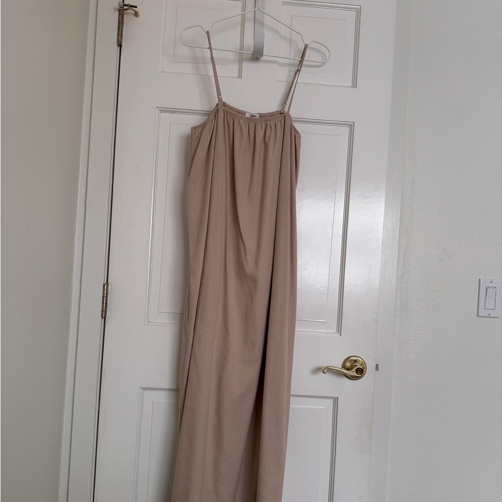 OZMA dress in sand